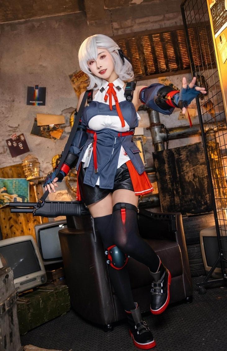 Momoko葵葵 塞布丽娜-小编强推